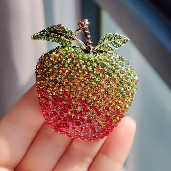Betsey Johnson Multicolor Green Red Crystal Apple Brooch - Picture 3 of 8